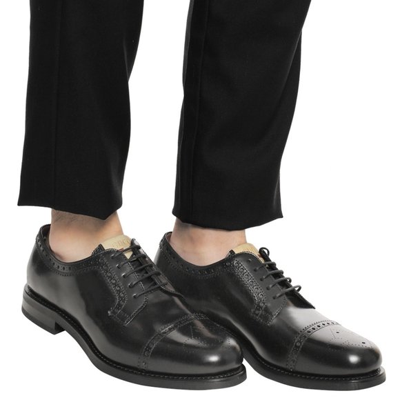 🕺HOST PICK🕺Gucci Perforated Leather Brogues Men's Shoes NEW IN BOX WITH BAGS - Picture 1 of 9